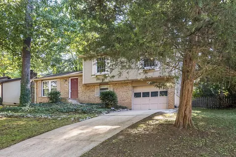 7317 Shellburne Dr, Raleigh, NC 27612 photo 1