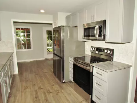 208 Lamberth St, Roxboro, NC 27573 photo 9