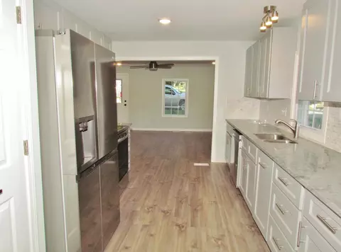 208 Lamberth St, Roxboro, NC 27573 photo 12