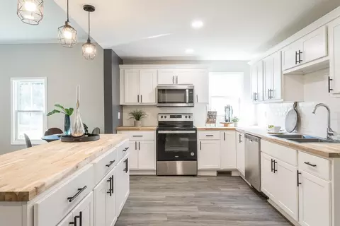 2305 Ashe St, Durham, NC 27703 photo 8