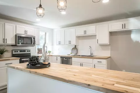 2305 Ashe St, Durham, NC 27703 photo 7