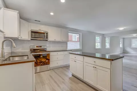 1141 Raynor St, Durham, NC 27703 photo 9