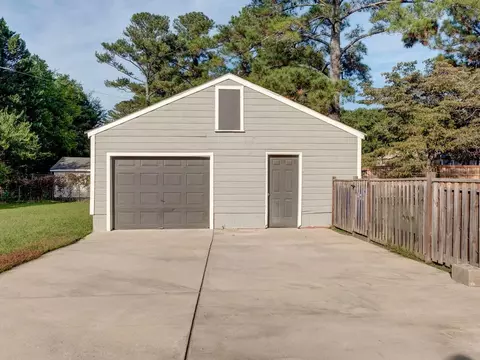 305 E Holmes St, Benson, NC 27504 photo 27