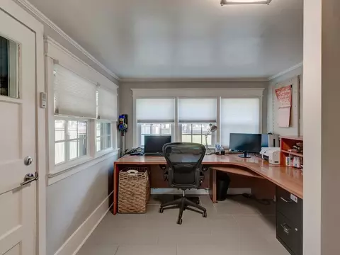 305 E Holmes St, Benson, NC 27504 photo 23