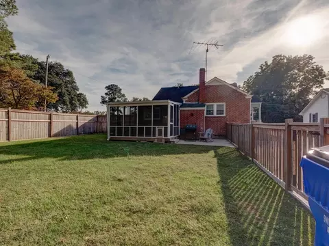 305 E Holmes St, Benson, NC 27504 photo 29