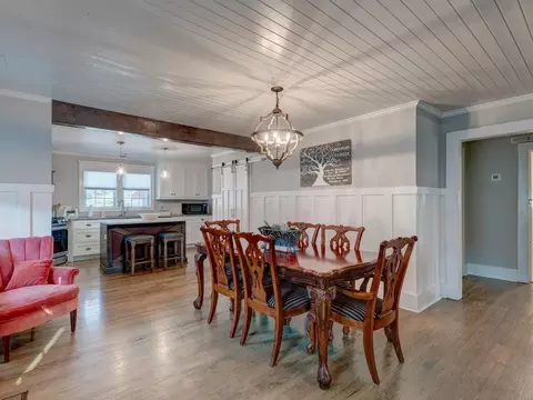 305 E Holmes St, Benson, NC 27504 photo 10