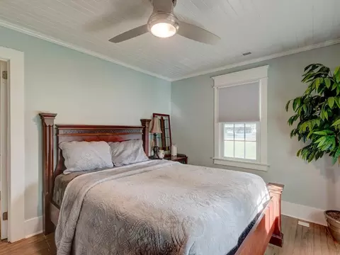 305 E Holmes St, Benson, NC 27504 photo 21
