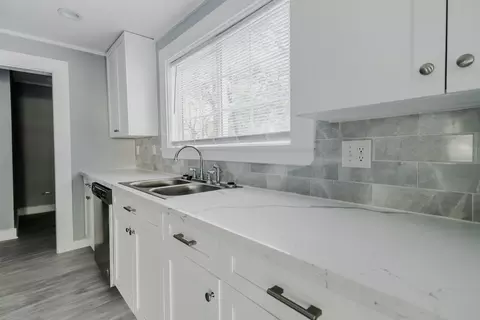 622 E Umstead St, Durham, NC 27701 photo 9