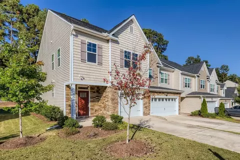 216 Churment Ct, Durham, NC 27703 photo 2