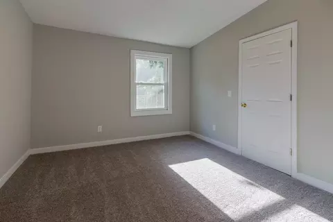 702 E Divine St, Dunn, NC 28334 photo 16