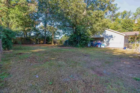 702 E Divine St, Dunn, NC 28334 photo 24