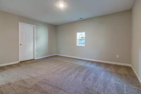 702 E Divine St, Dunn, NC 28334 photo 22