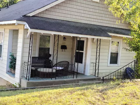 326 Gray Ave, Durham, NC 27701 photo 2
