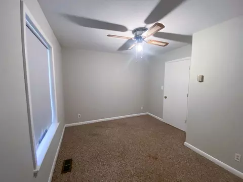 205 Hillcrest Dr, Smithfield, NC 27577 photo 17