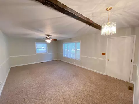 205 Hillcrest Dr, Smithfield, NC 27577 photo 4