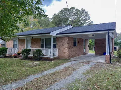 205 Hillcrest Dr, Smithfield, NC 27577 photo 2