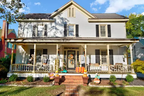 316 W Main St, Benson, NC 27504 photo 1