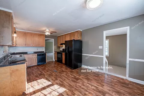 2631 Barwick Dr, Durham, NC 27704 photo 4