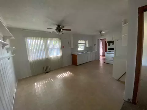209 Pace St, Smithfield, NC 27577 photo 3