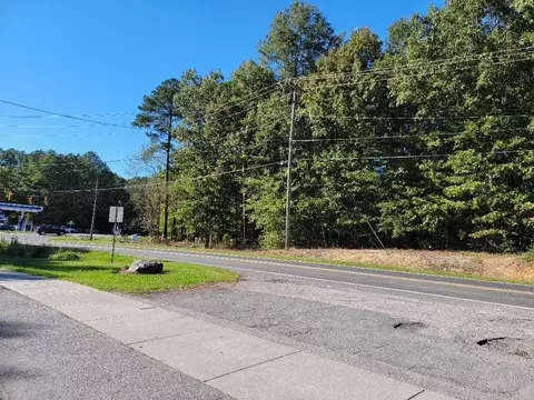 2404 Dearborn Dr, Durham, NC 27704 photo 2