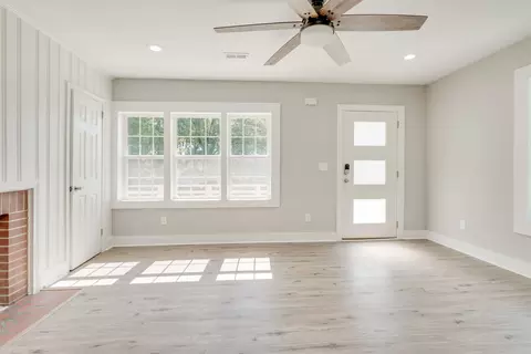 403 Edward St, Durham, NC 27701 photo 8