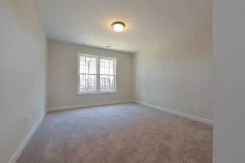 84 Jetstream Ct, Smithfield, NC 27577 photo 11