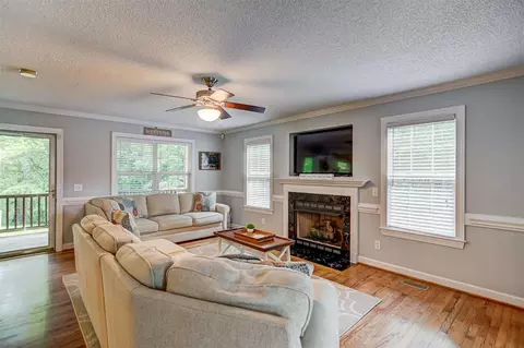 258 Susan Dr, Garner, NC 27529 photo 5