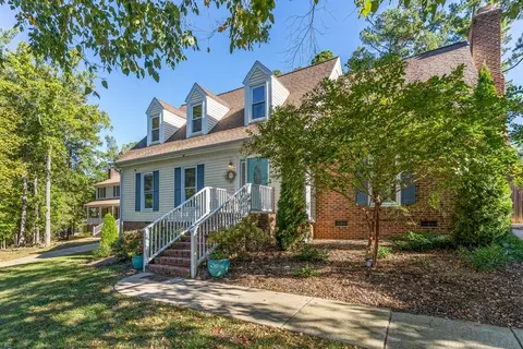 107 E Dynasty Dr, Cary, NC 27513 photo 3