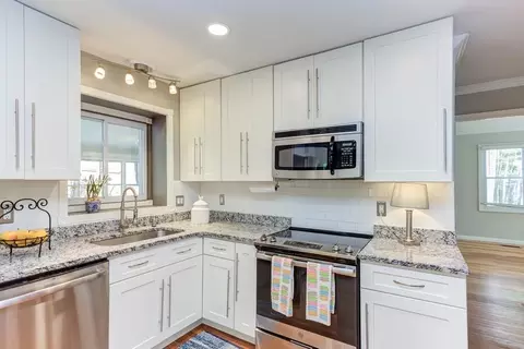 2 Herrick Pl, Durham, NC 27707 photo 2