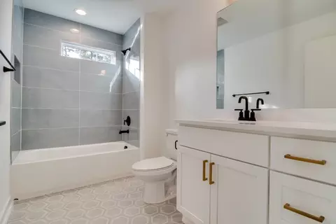 1111 Stadium Dr, Durham, NC 27704 photo 16