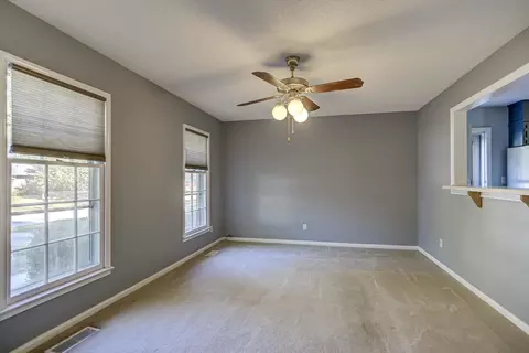 1104 Maple Ave, Apex, NC 27502 photo 2