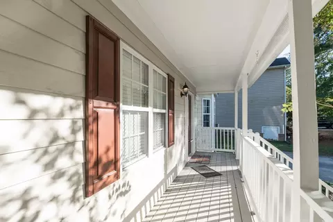 2514 Dovetail Dr, Durham, NC 27704 photo 2