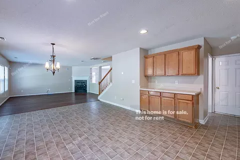 607 Pebblestone Dr, Durham, NC 27703 photo 7