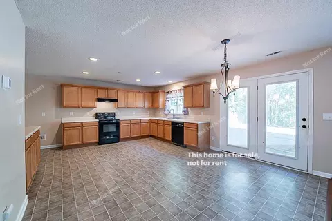 607 Pebblestone Dr, Durham, NC 27703 photo 9