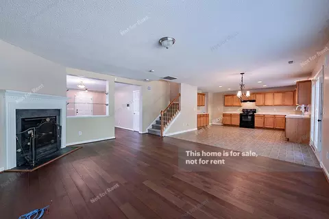 607 Pebblestone Dr, Durham, NC 27703 photo 4
