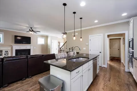 1242 Champions Pointe Pointe, Durham, NC 27712 photo 12