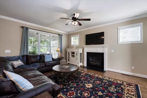1242 Champions Pointe Pointe, Durham, NC 27712 photo 8