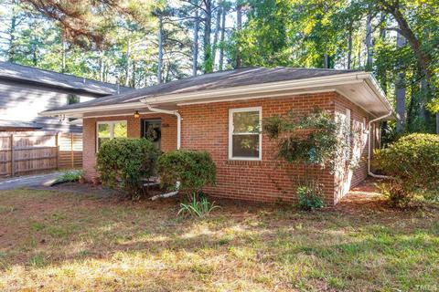 504 E Hammond St, Durham, NC 27704 photo 3