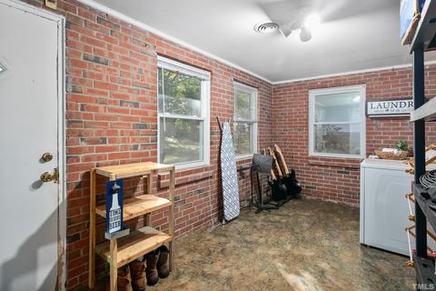 504 E Hammond St, Durham, NC 27704 photo 13