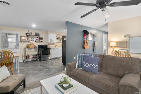 504 E Hammond St, Durham, NC 27704 photo 7