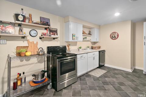 504 E Hammond St, Durham, NC 27704 photo 10