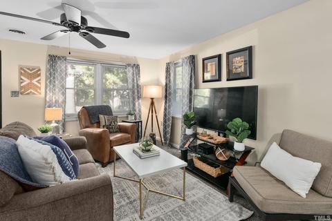 504 E Hammond St, Durham, NC 27704 photo 8