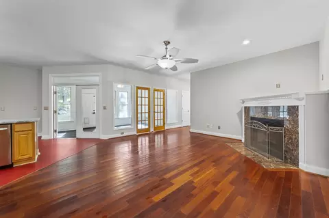 7004 Calais Dr, Durham, NC 27712 photo 2