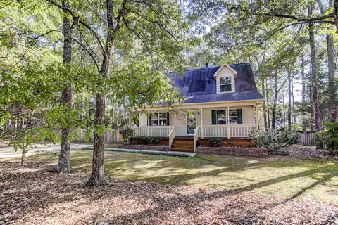 512 Chivalry Dr, Durham, NC 27703 photo 3