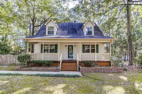 512 Chivalry Dr, Durham, NC 27703 photo 1