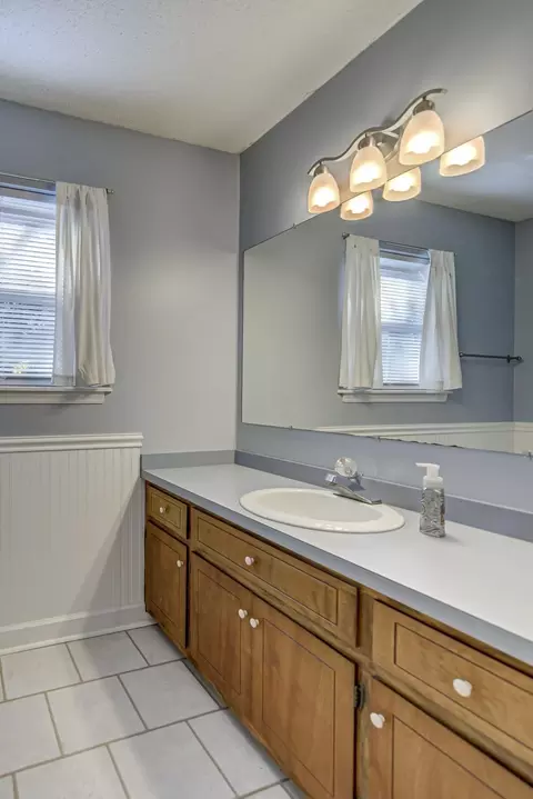 512 Chivalry Dr, Durham, NC 27703 photo 17