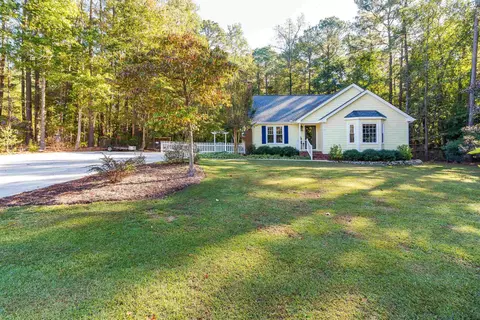 8215 Brian Ct, Garner, NC 27529 photo 2