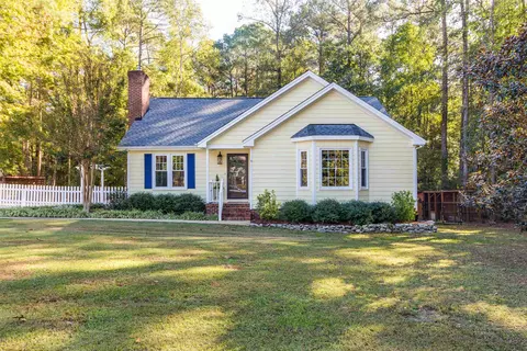 8215 Brian Ct, Garner, NC 27529 photo 1