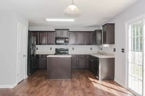 548 Botanical Ct, Bunnlevel, NC 28323 photo 8