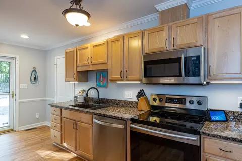 6610 Lipscomb Dr, Durham, NC 27712 photo 10